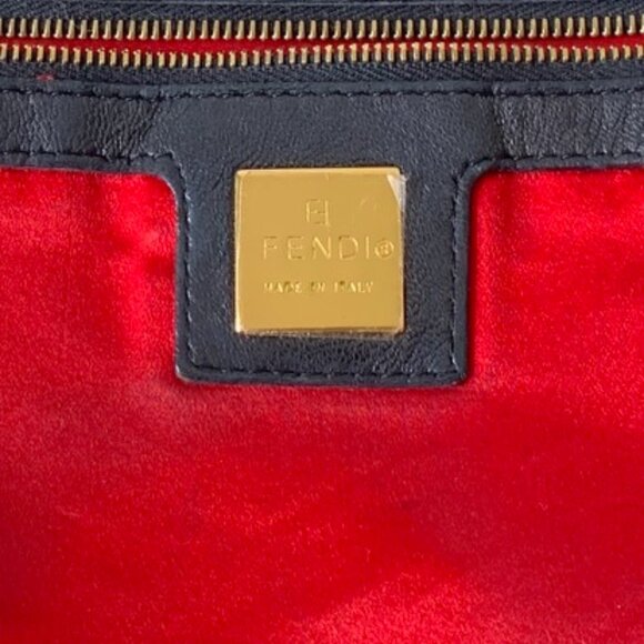 Fendi Vintage Baguette Bag – 1997 – Good Condition - Picture 7 of 10